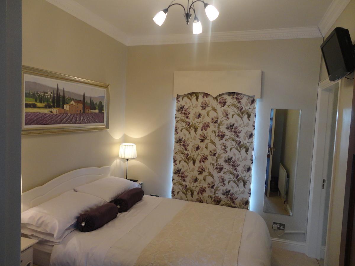 Westwood Country House ブラーニー 部屋 写真